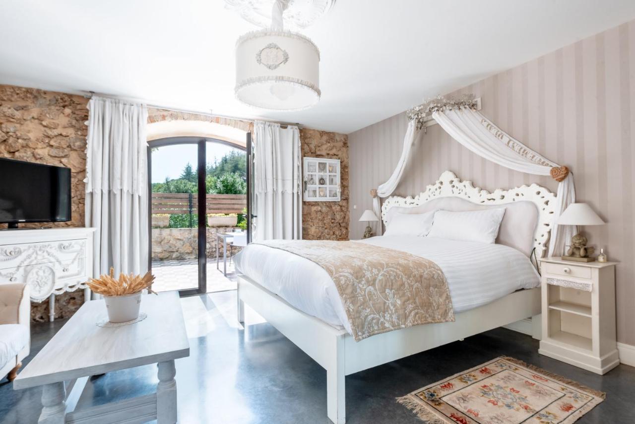 Hotel Le Trésor des Templiers Malataverne Esterno foto